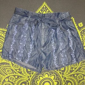 Embroidered Jean Shorts with Tie Belt